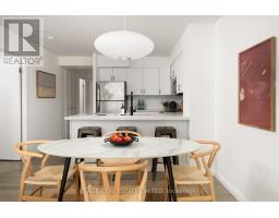 2109 - 750 Bay Street, Toronto, ON M5G1N6 Photo 12