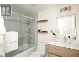 2109 - 750 Bay Street, Toronto, ON M5G1N6 Photo 30