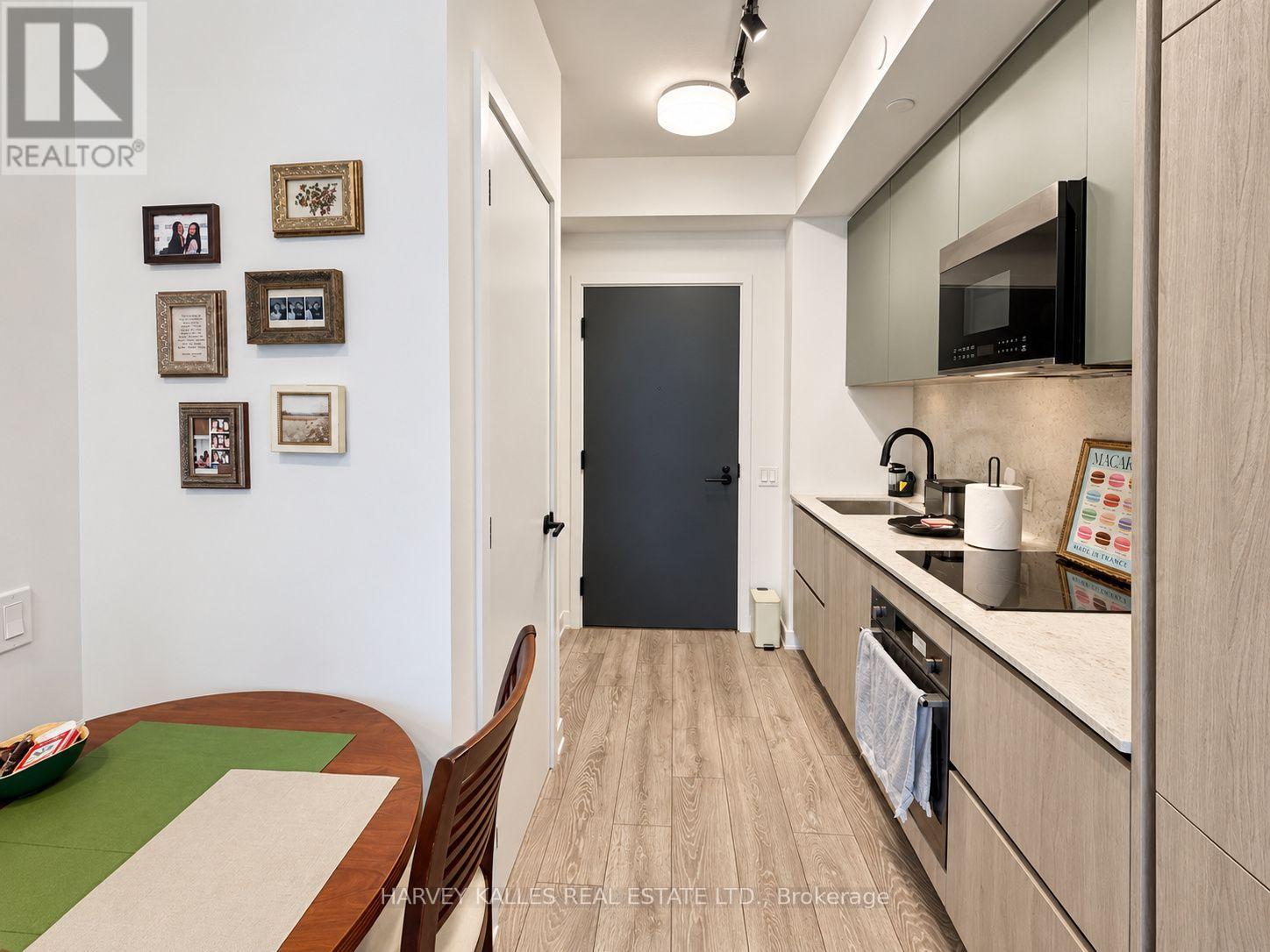 915 - 108 PETER STREET, Toronto (Waterfront Communities) — photo 2