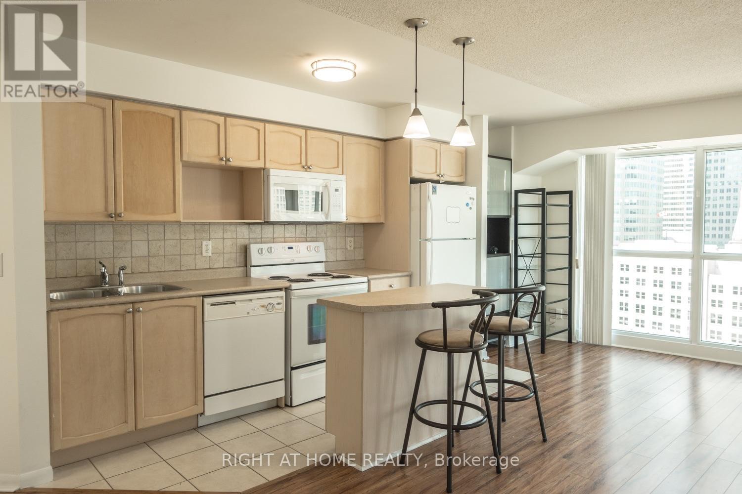 1405 - 18 YONGE STREET, Toronto (Waterfront Communities) — photo 2