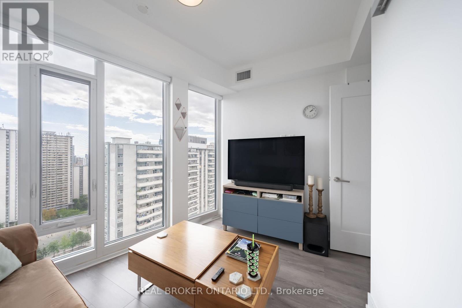 2108 - 575 BLOOR STREET E, Toronto (North St. James Town) — photo 6