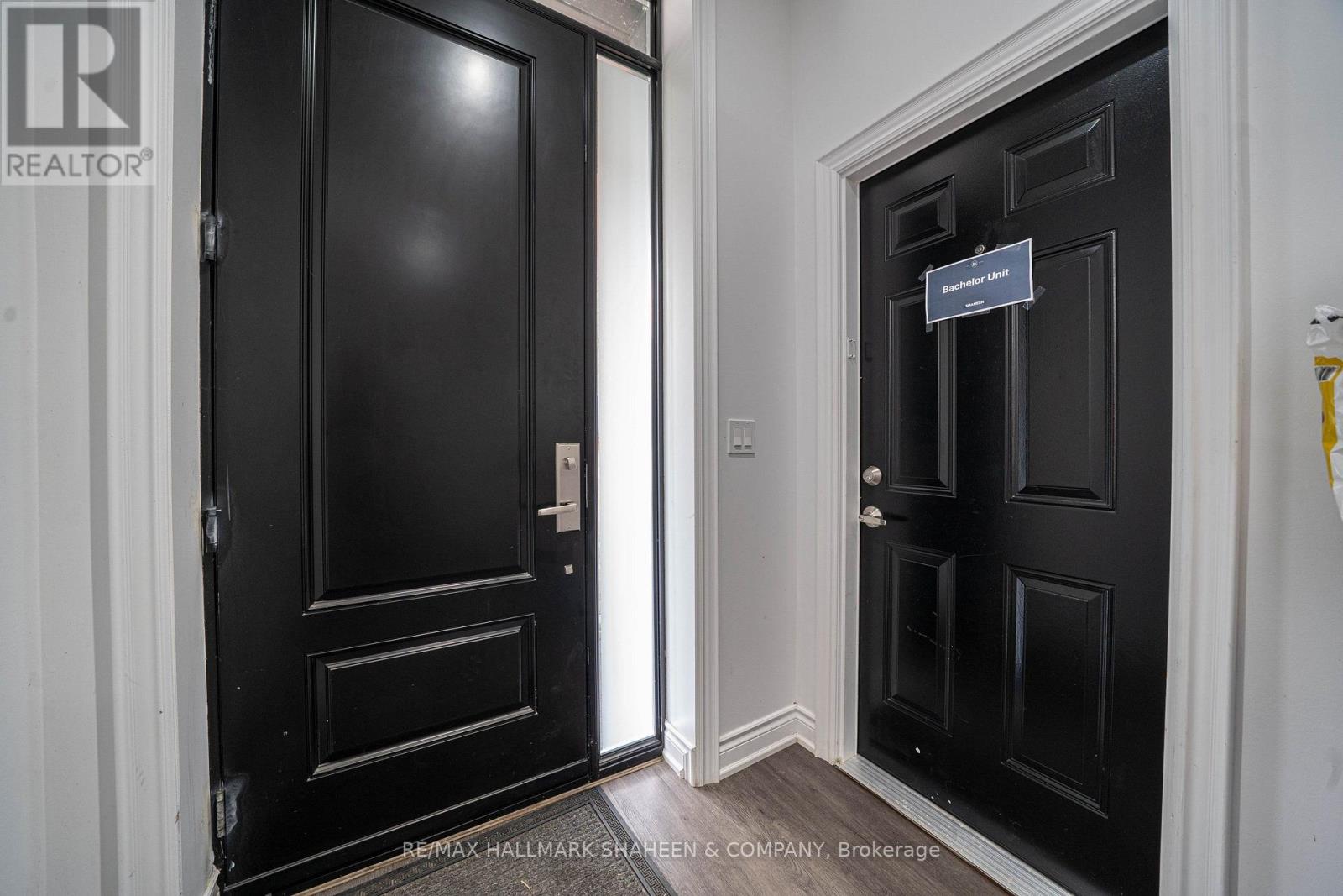 BACHELOR - 208 DOVERCOURT ROAD, Toronto (Little Portugal) — photo 4