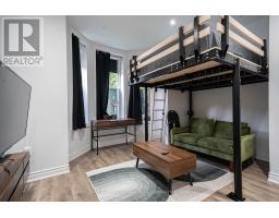 Bachelor - 208 Dovercourt Road, Toronto, ON M6J3C8 Photo 10