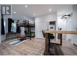 Bachelor - 208 Dovercourt Road, Toronto, ON M6J3C8 Photo 7