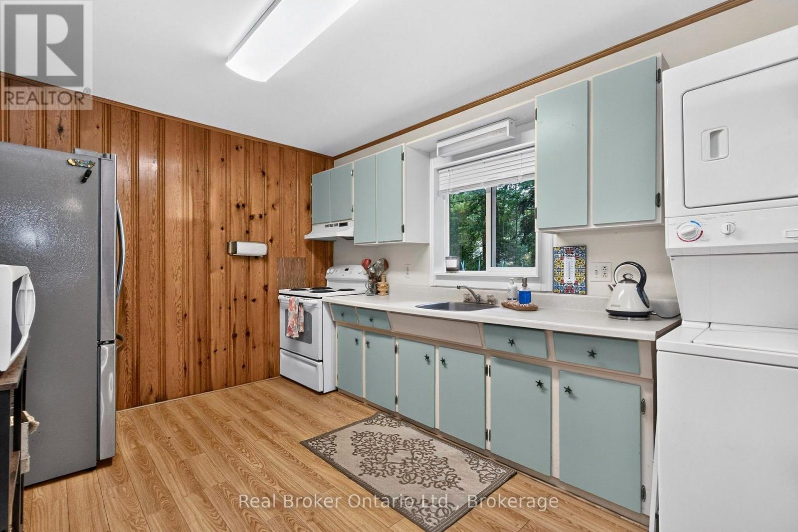 16 FREDRICK AVENUE - 14