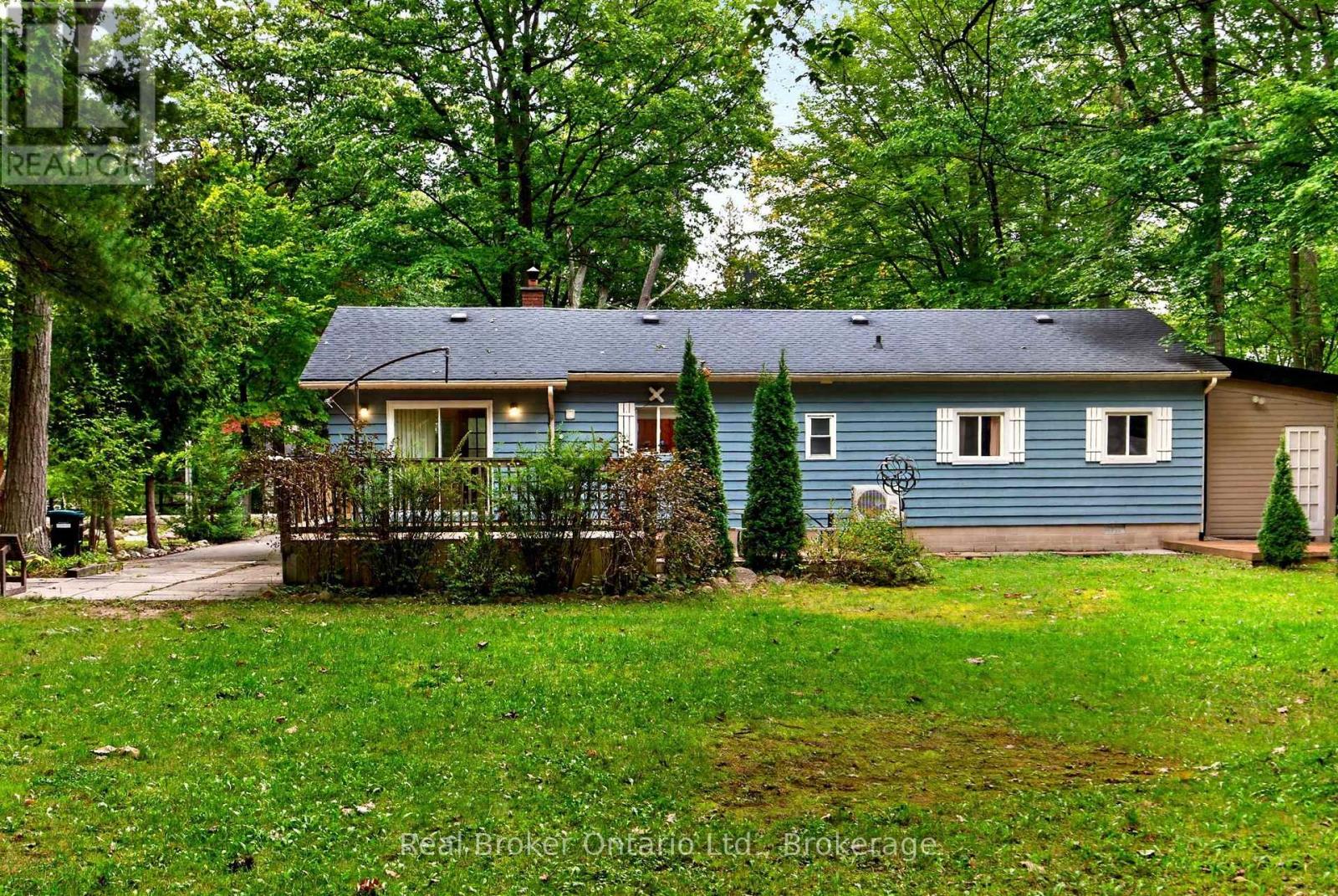 16 FREDRICK AVENUE - 30