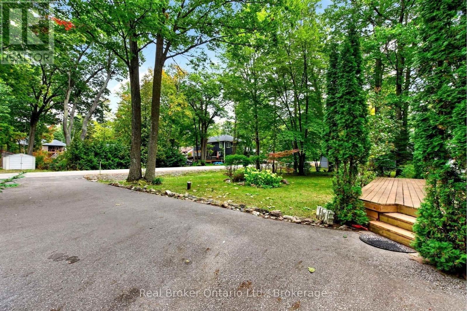 16 FREDRICK AVENUE - 7