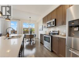 5pc Bathroom - 739 Banks Crescent, Milton, ON L9T9A4 Photo 9