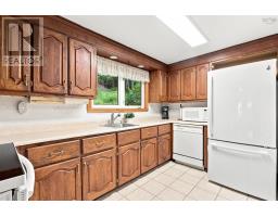 Den - 204 High Street, Bedford, NS B4A1N7 Photo 10