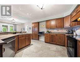 16 Waring Avenue, Whitby, ON L1M1G4 Photo 13