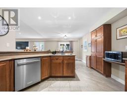 16 Waring Avenue, Whitby, ON L1M1G4 Photo 14