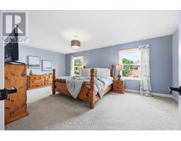 16 Waring Avenue, Whitby, ON L1M1G4 Photo 30