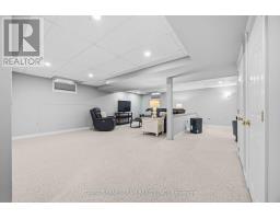 16 Waring Avenue, Whitby, ON L1M1G4 Photo 43