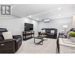 16 Waring Avenue, Whitby, ON L1M1G4 Photo 44