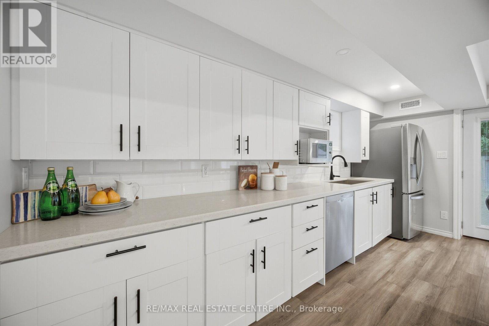 33 Mosely Crescent, Ajax, ON photo 42