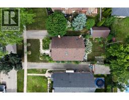 4pc Bathroom - 17 Lincoln Avenue, Brantford, ON N3T4S5 Photo 10