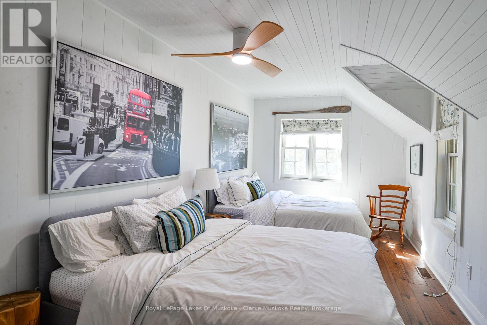 #1 1311 HEMLOCK POINT ROAD - Image 14