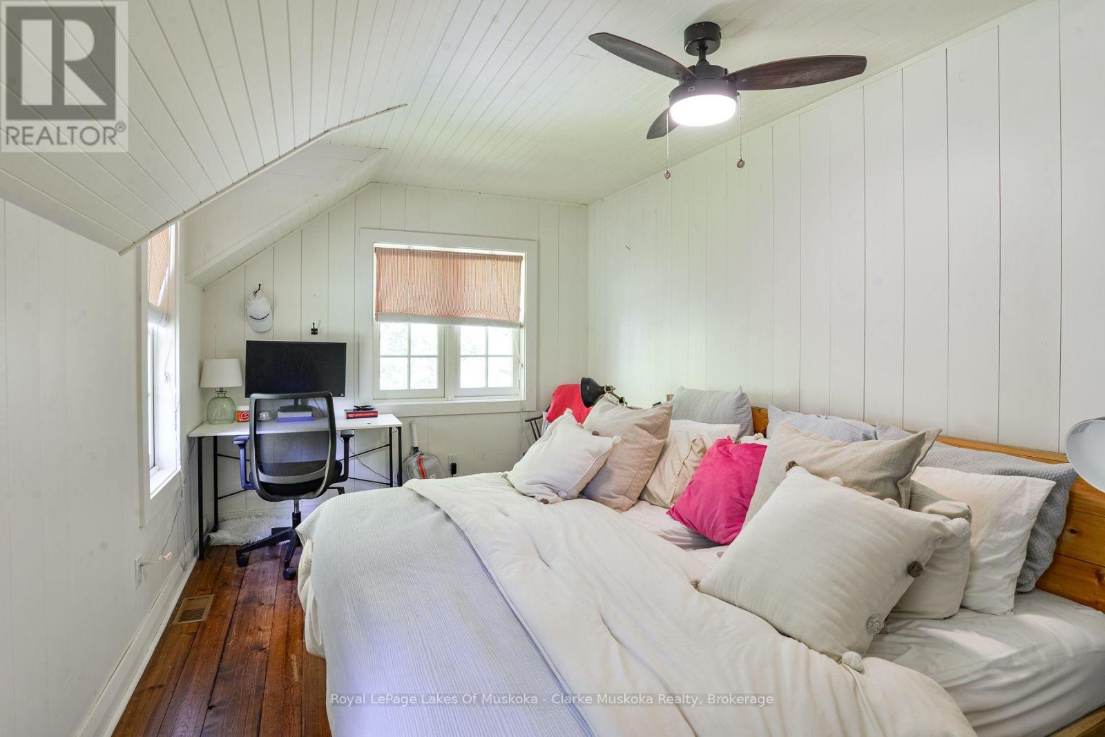 #1 1311 HEMLOCK POINT ROAD - Image 15
