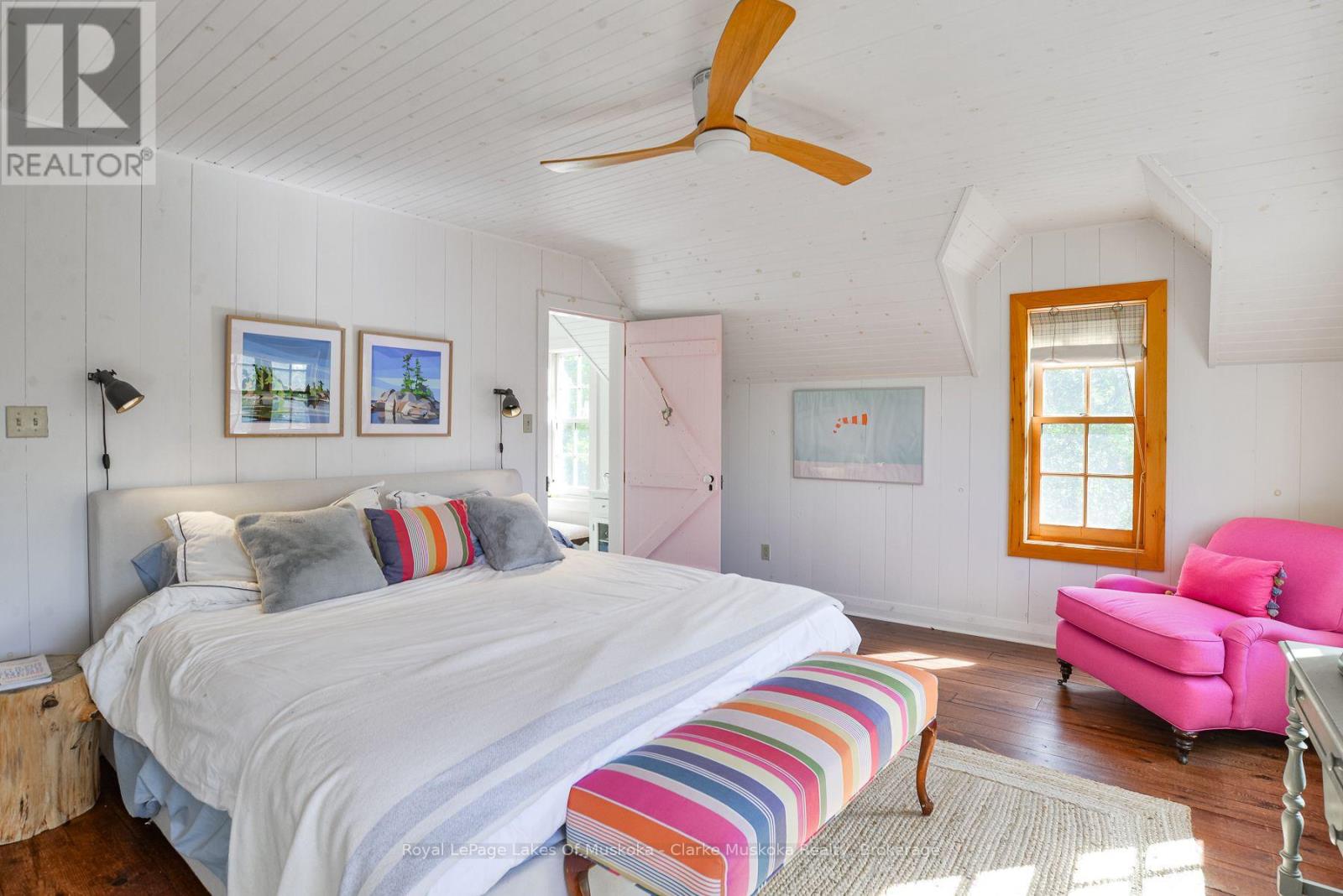 #1 1311 HEMLOCK POINT ROAD - 18