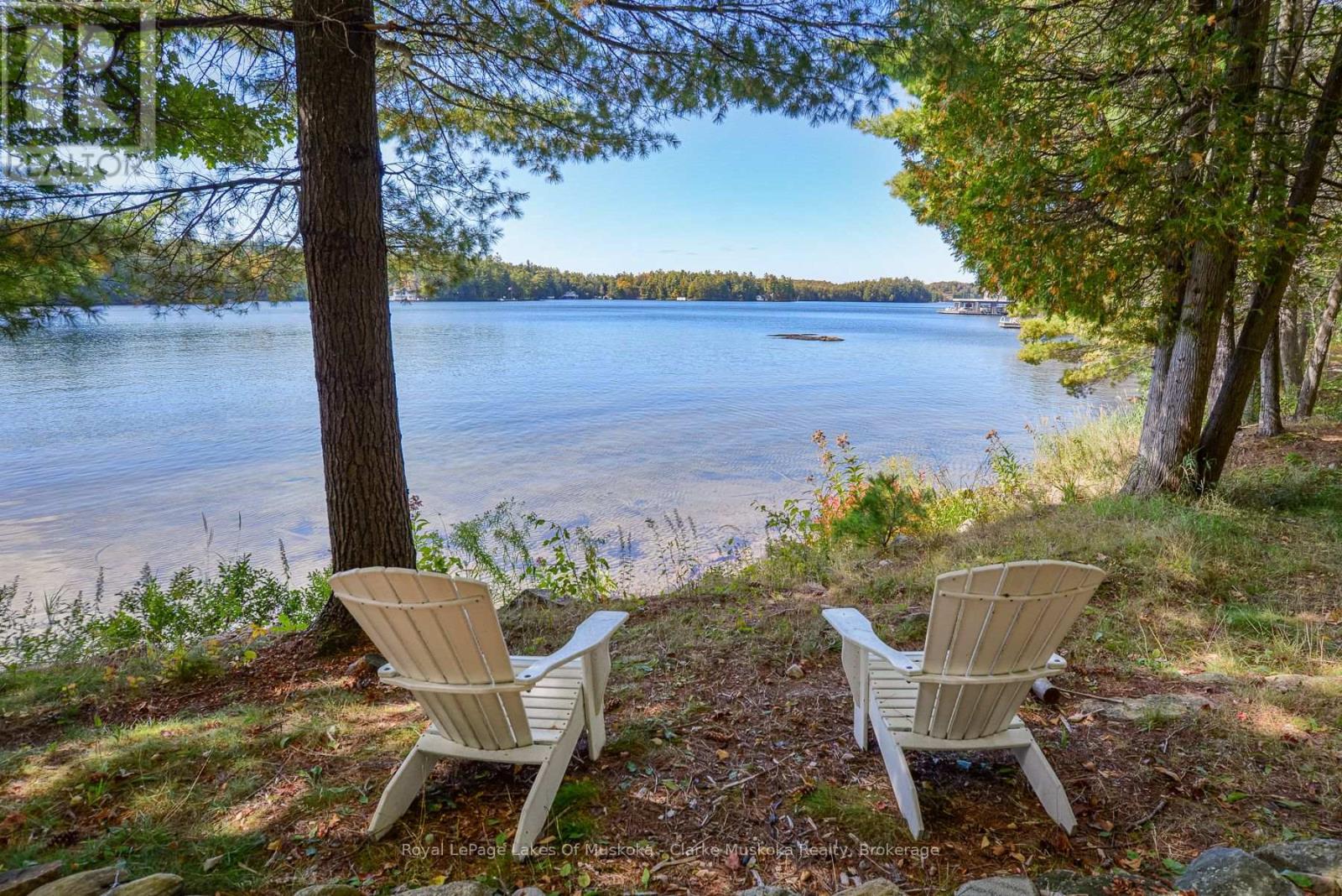 #1 1311 HEMLOCK POINT ROAD - Image 32