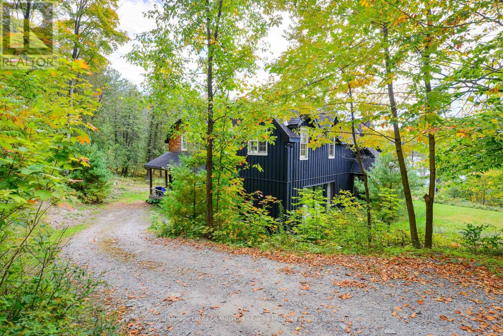#1 1311 HEMLOCK POINT ROAD - Image 40