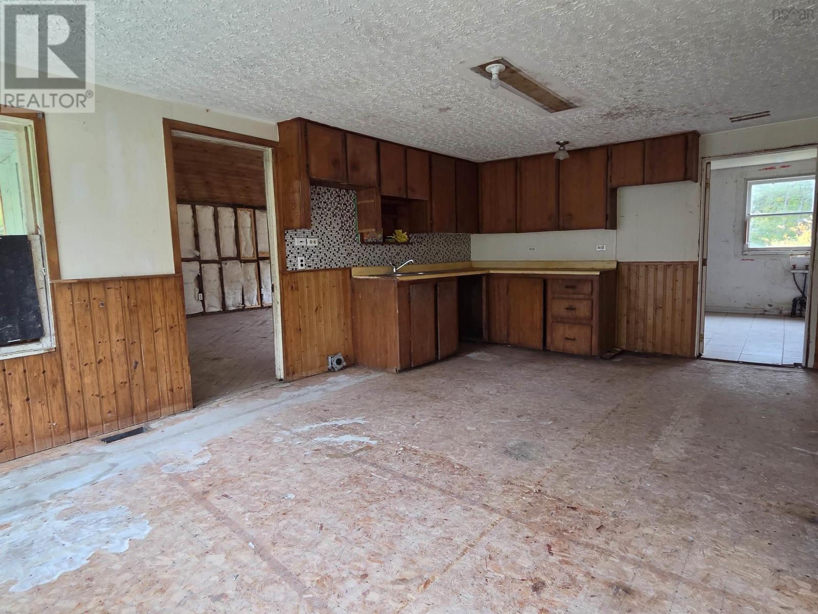 415 Old Harmony Road - 12