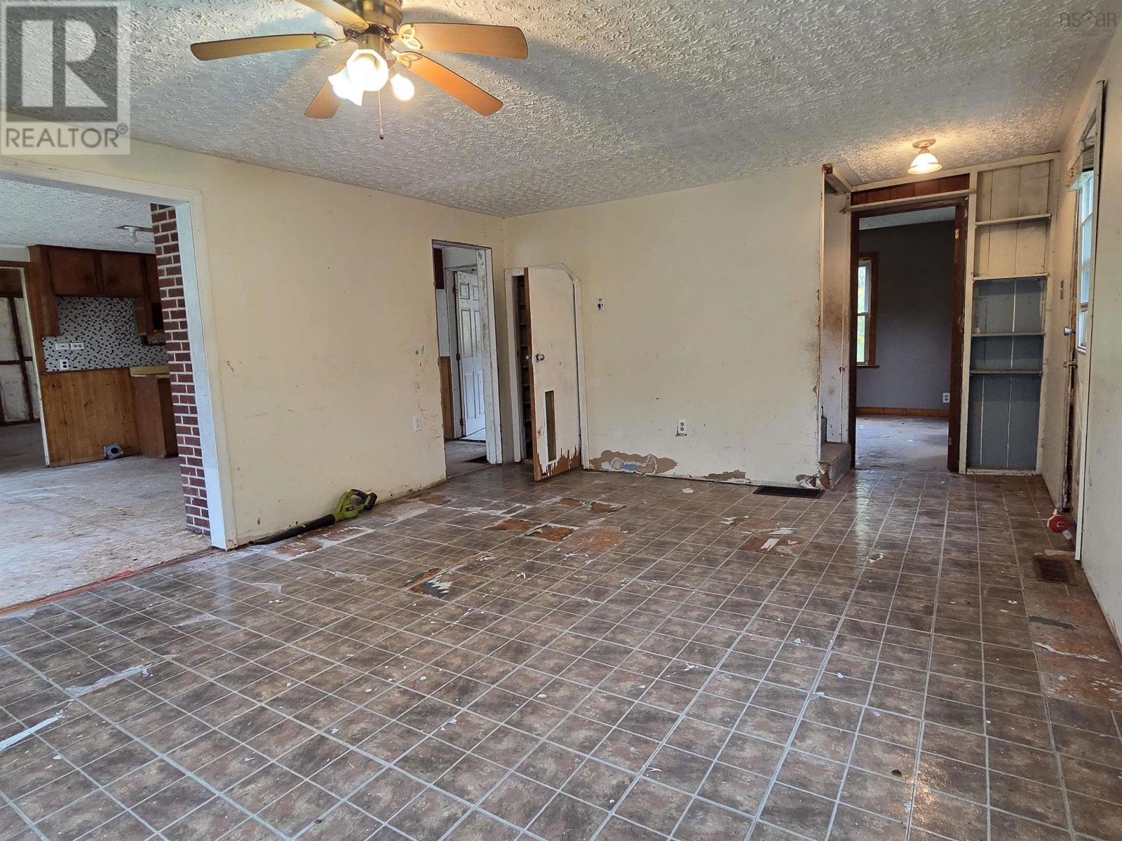 415 Old Harmony Road - 18