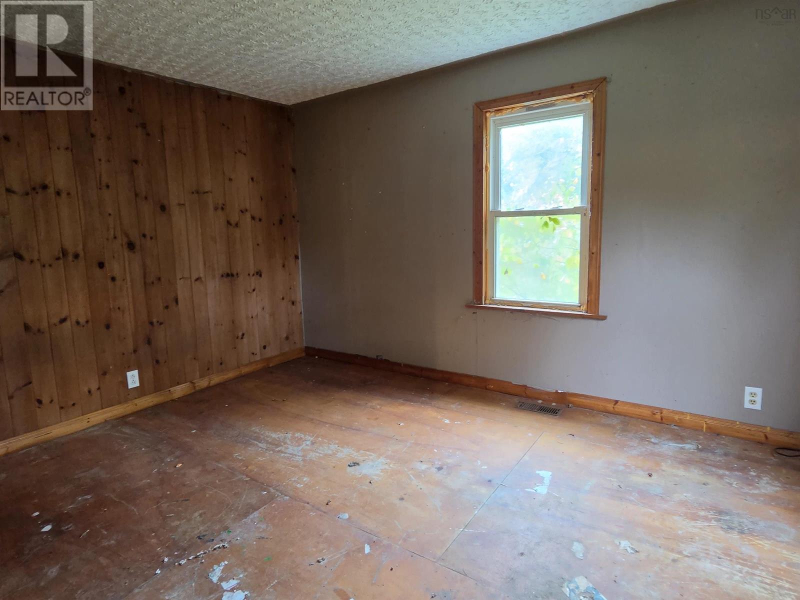415 Old Harmony Road - Image 22
