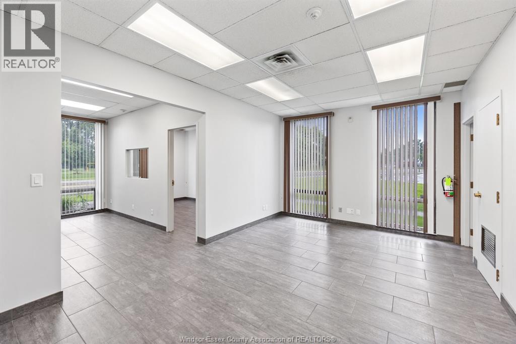 3950 MALDEN Unit# 7, Windsor — photo 3
