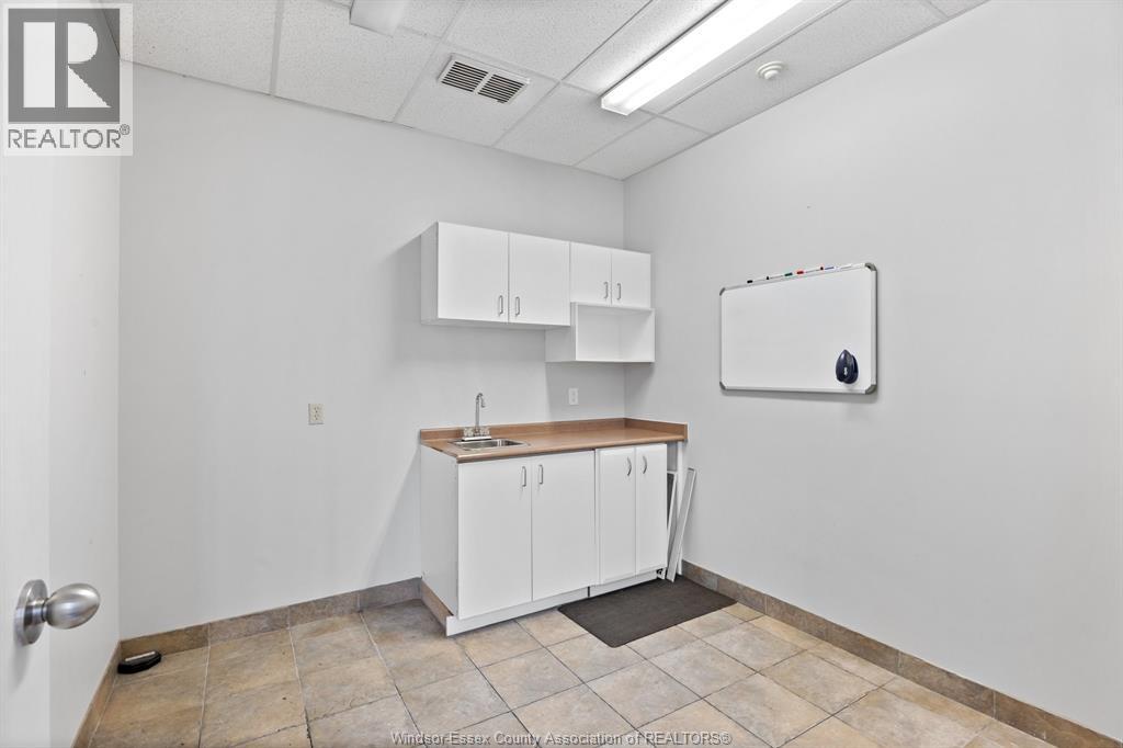 3950 MALDEN Unit# 7, Windsor — photo 8