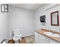 3950 Malden Unit# 7, Windsor, ON N9C2G4 Photo 9