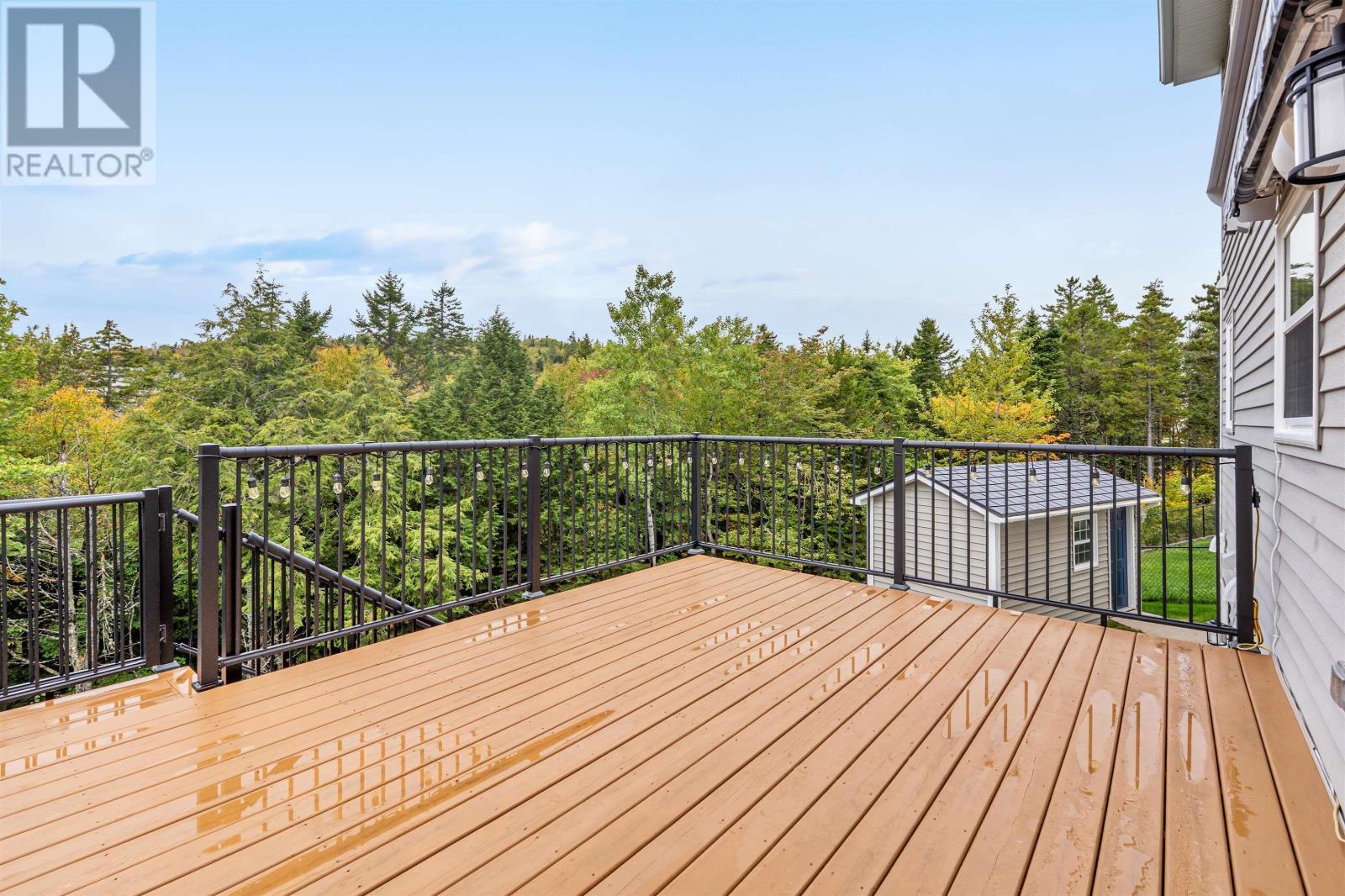 35 Iron Court - Image 23