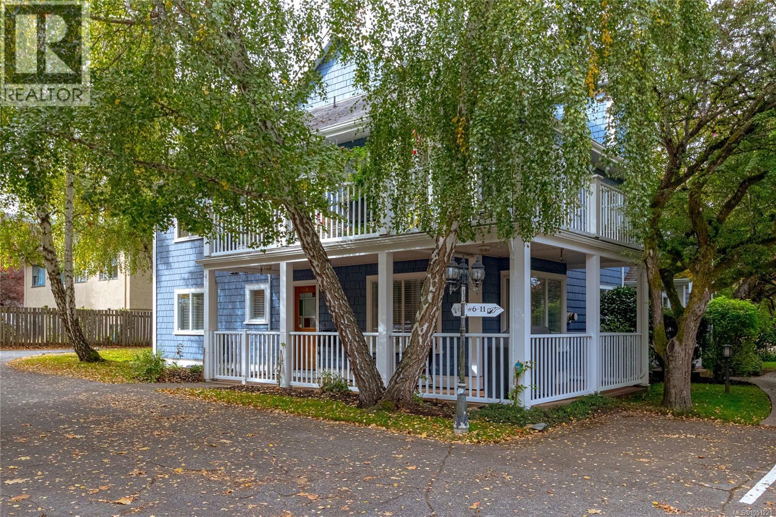 #1 649 Admirals Rd - 1