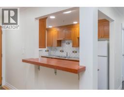 1 649 Admirals Rd, Esquimalt, BC V9A2N6 Photo 13