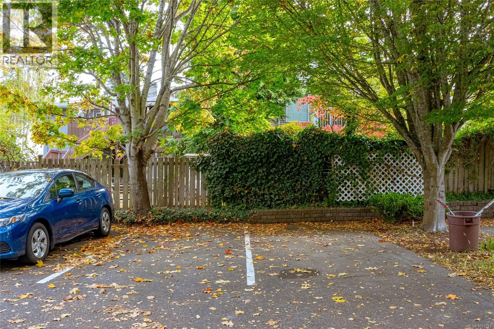 #1 649 Admirals Rd - 36