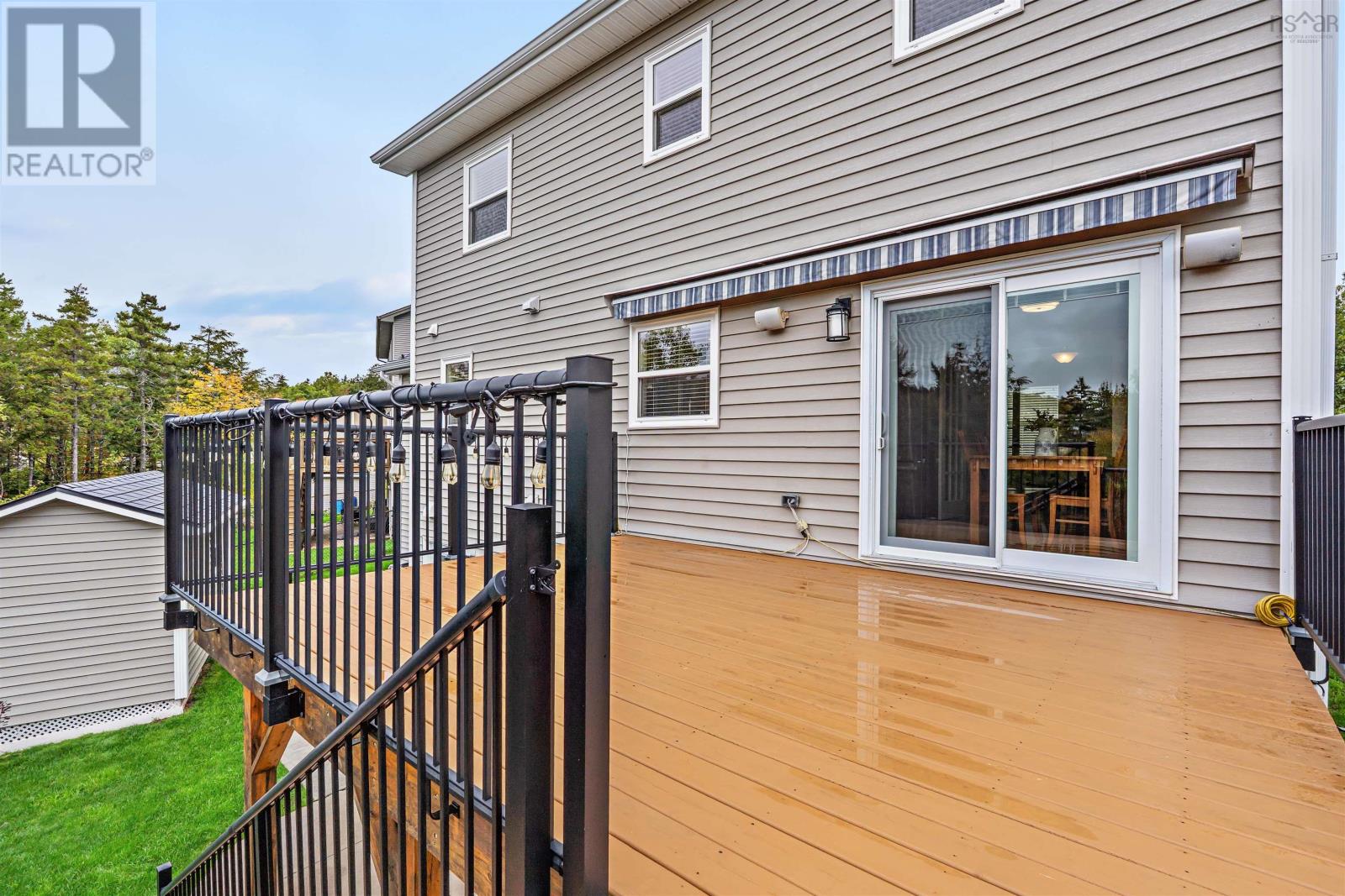 35 Iron Court - Image 24