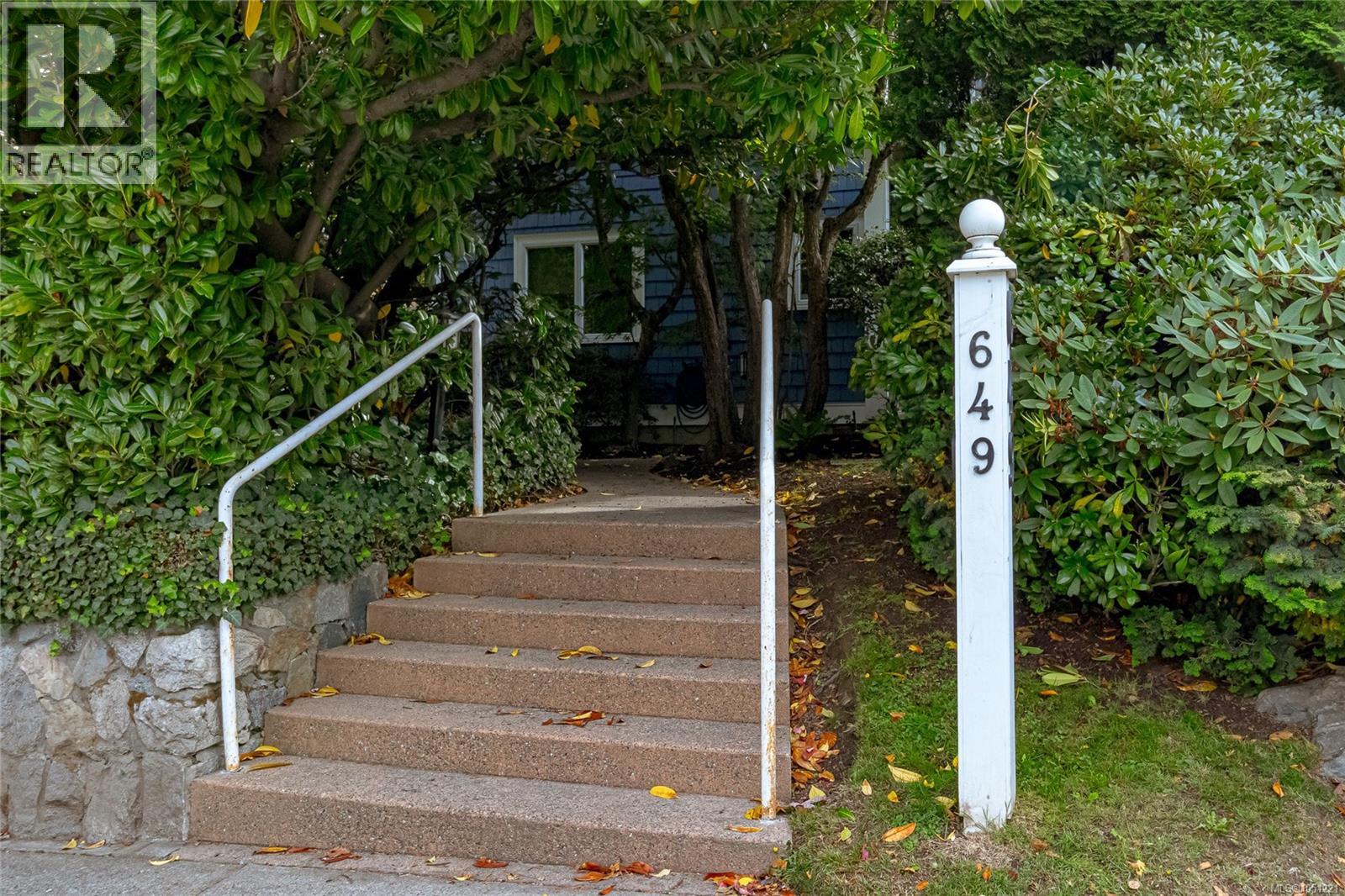 #1 649 Admirals Rd - 35