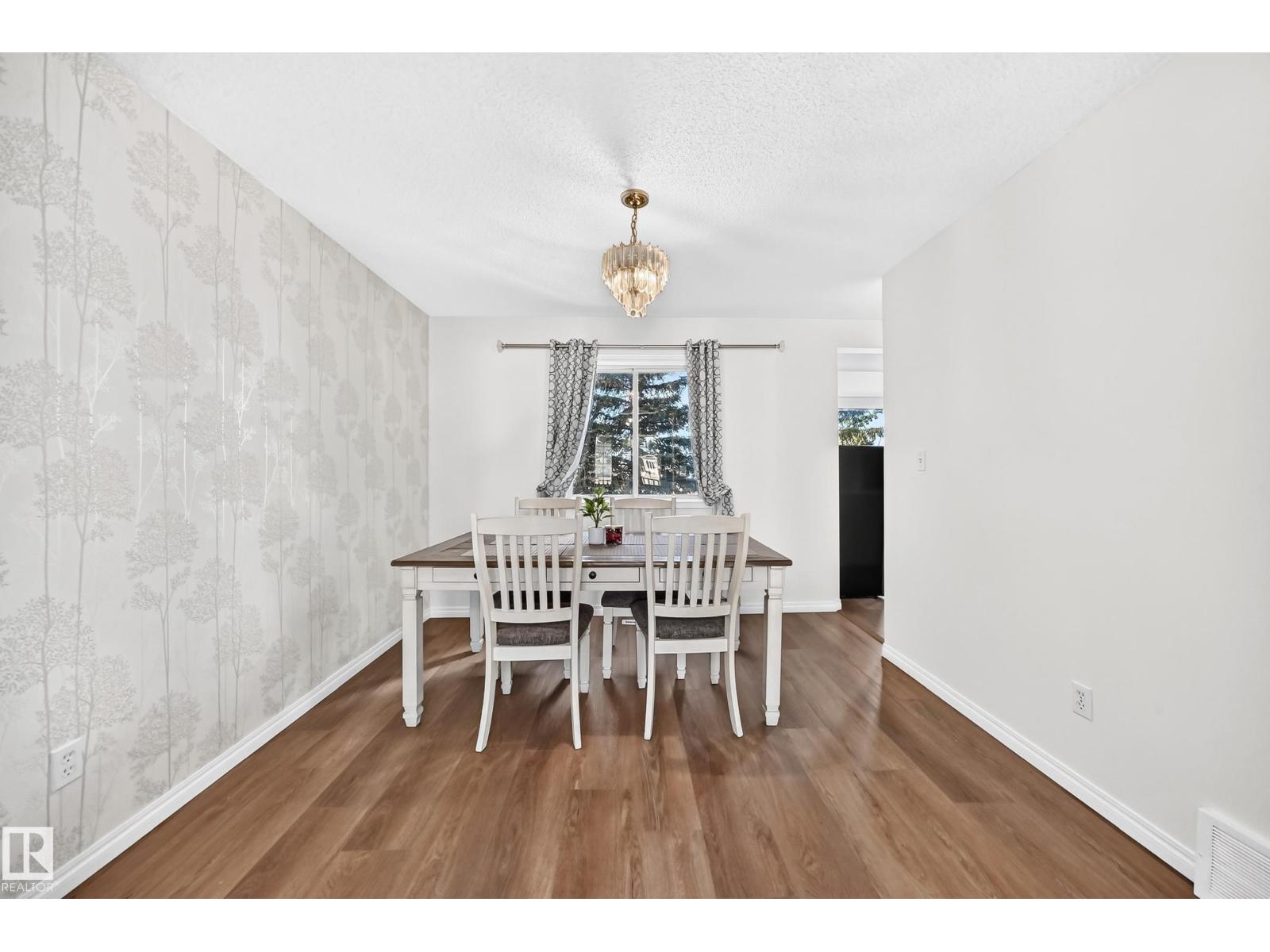 4424 33 ST NW - 15