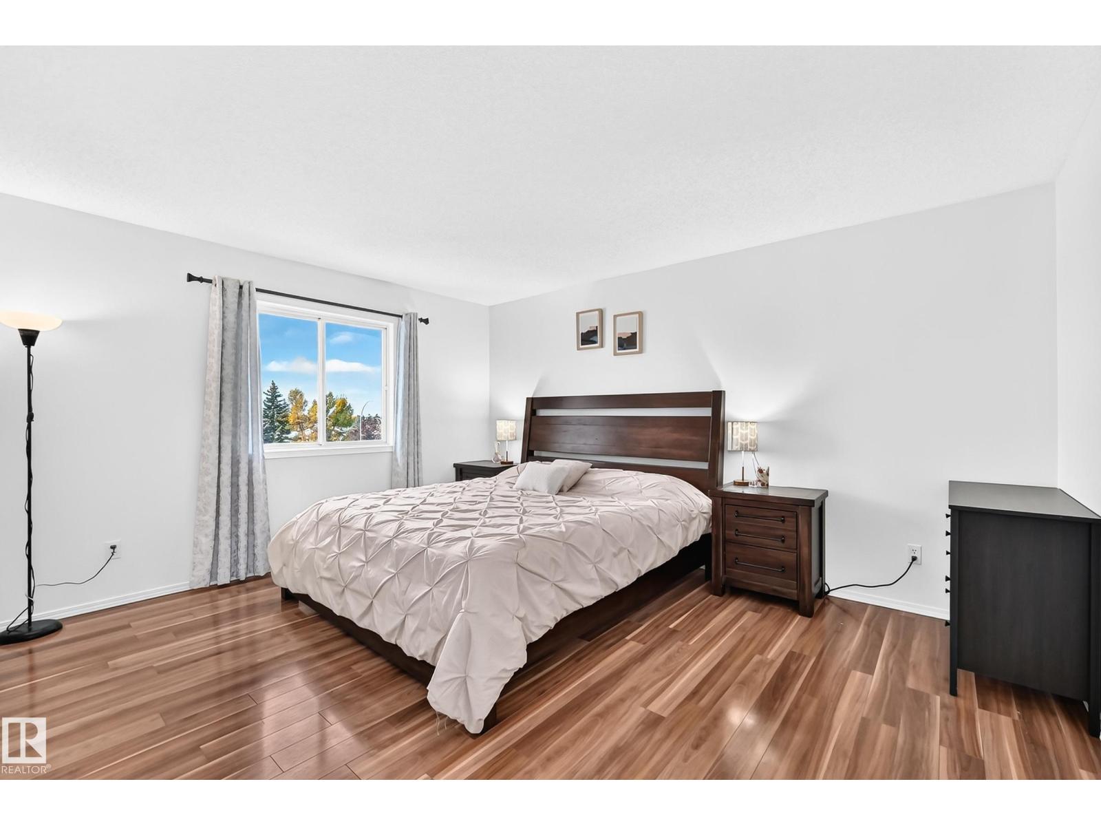 4424 33 ST NW - Image 25