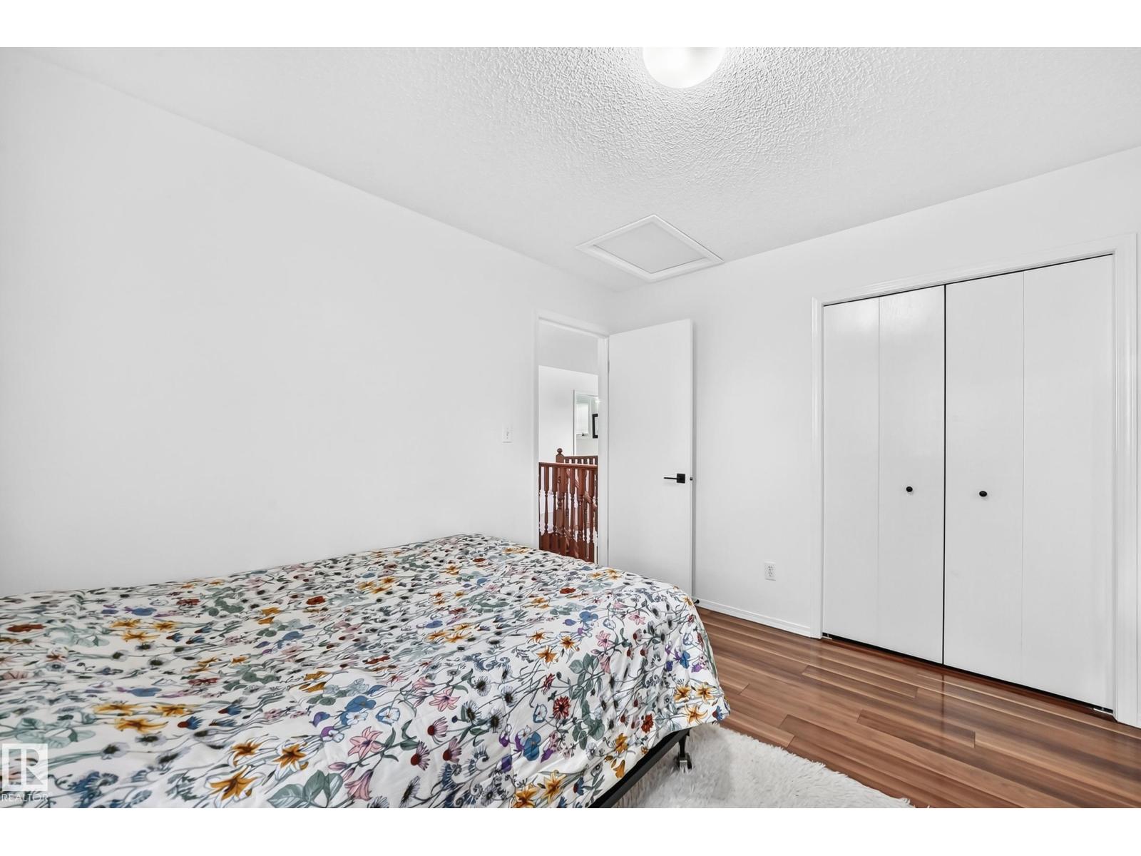 4424 33 ST NW - 34
