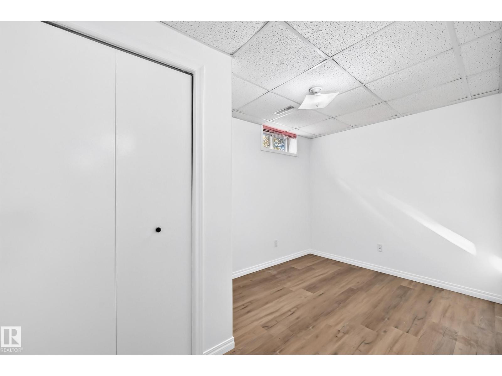 4424 33 ST NW - Image 48
