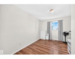 4424 33 St Nw, Edmonton, AB T6T1E9 Photo 35