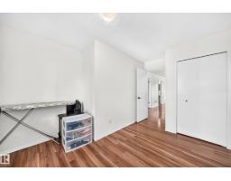 4424 33 St Nw, Edmonton, AB T6T1E9 Photo 36