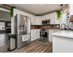 Bedroom 3 - 6900 Oakwood Drive, Agassiz, Agassiz, BC V0M1A3 Photo 9