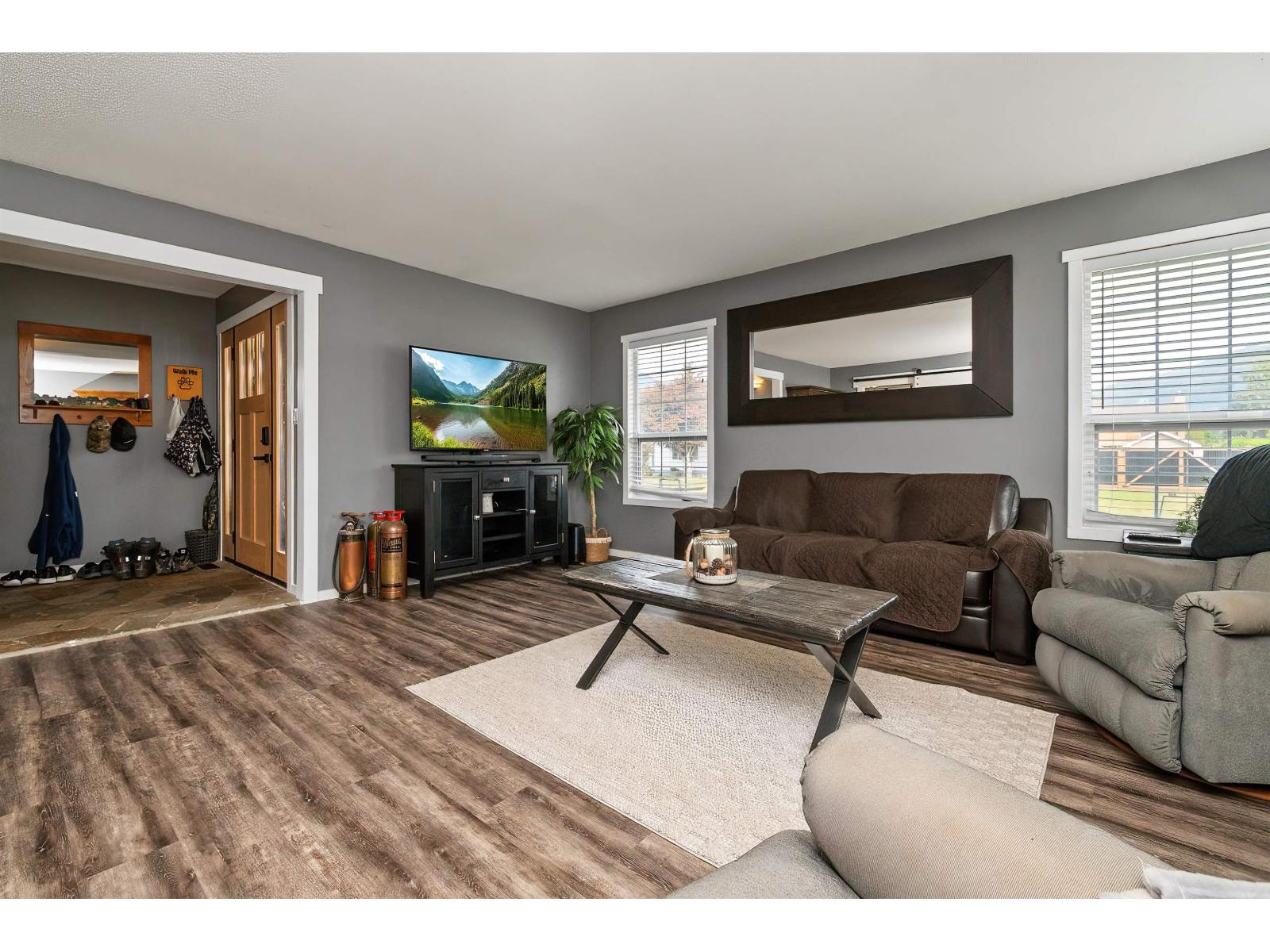 6900 OAKWOOD DRIVE, Agassiz, Agassiz