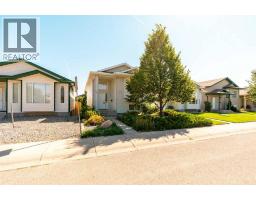 206 Fairmont Garden Road S - photo 2