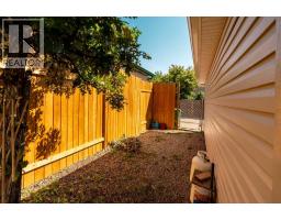206 Fairmont Garden Road S - photo 37