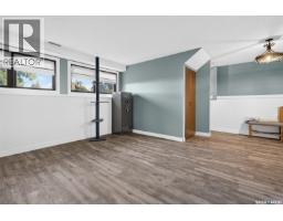 1010 9th Avenue Sw, Moose Jaw, SK S6H5X5 Photo 35
