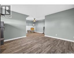 1010 9th Avenue Sw, Moose Jaw, SK S6H5X5 Photo 36