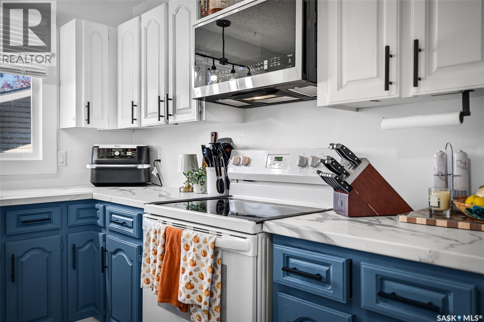 1010 9th AVENUE SW - 13